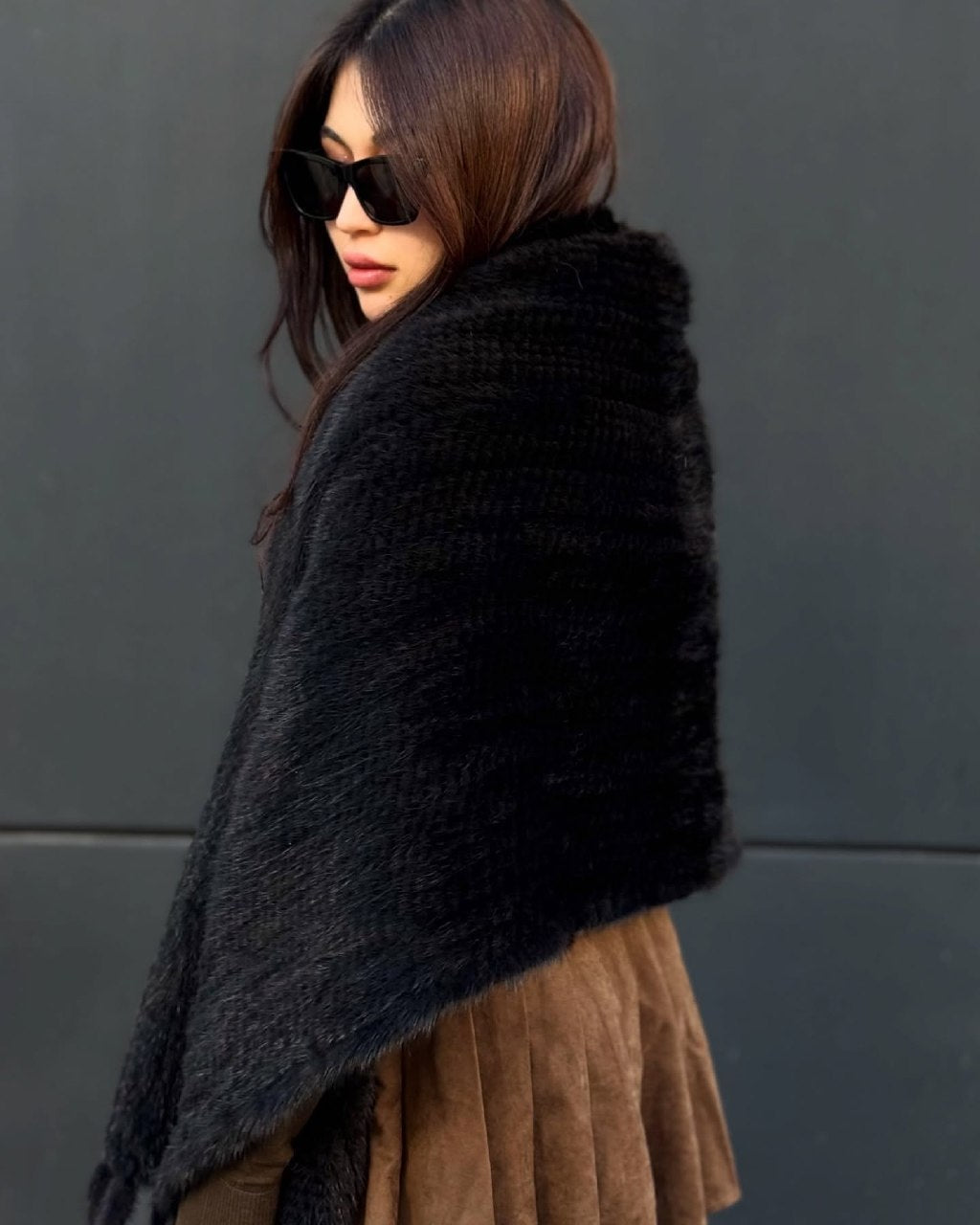 Women’s Black Luxury Mink Fur Shawl with Pocket & Fur Fringe