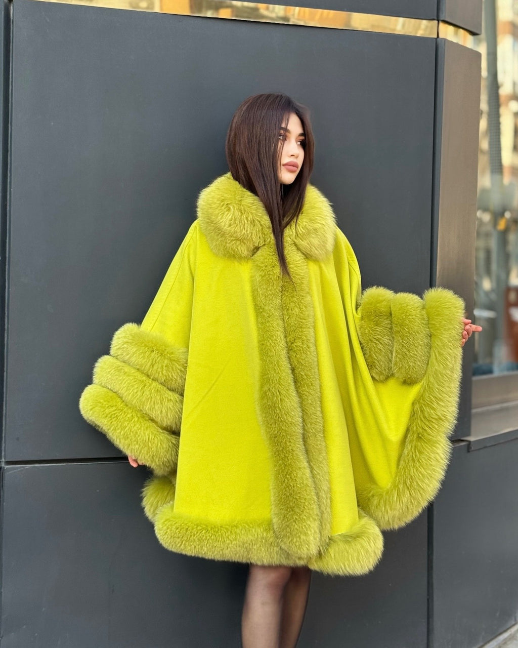 Women’s Lime Green Cashmere Cape With Genuine Fox Fur Trim