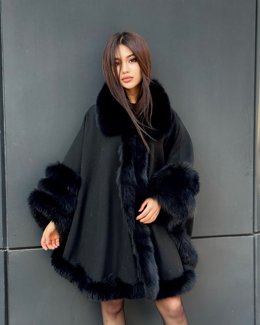 Women’s Black Cashmere Cape With Genuine Fox Fur Trim