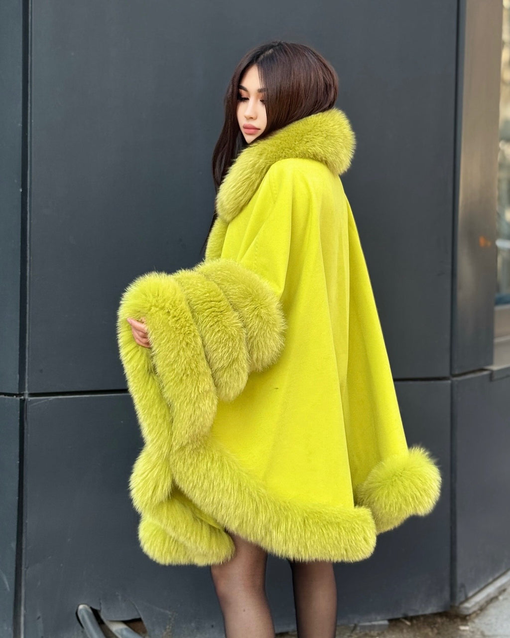 Women’s Lime Green Cashmere Cape With Genuine Fox Fur Trim