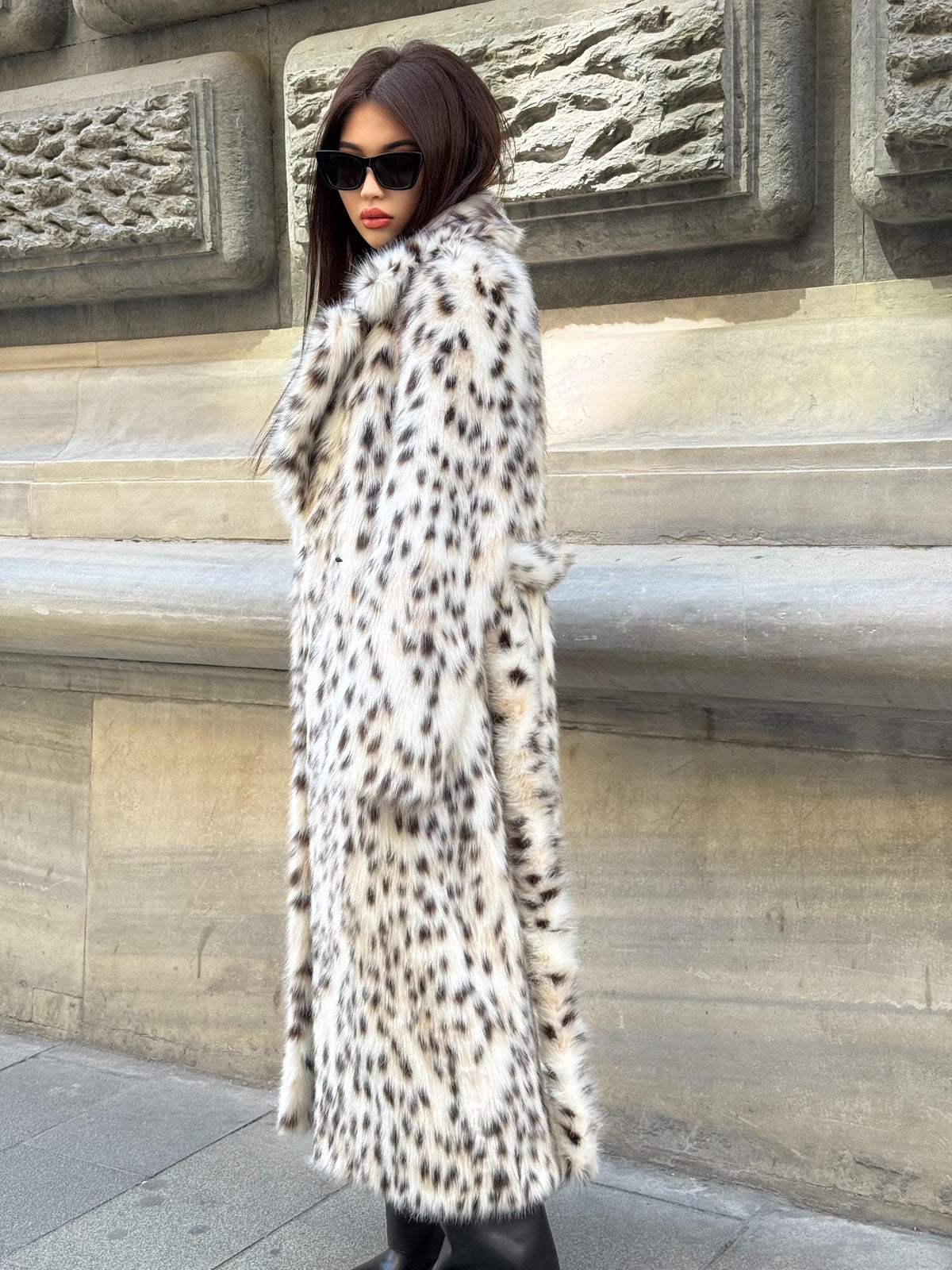 Luxury Faux Long Wildcat Fur Coat | Handmade Winter Women Vegan Lynx Fur Coat