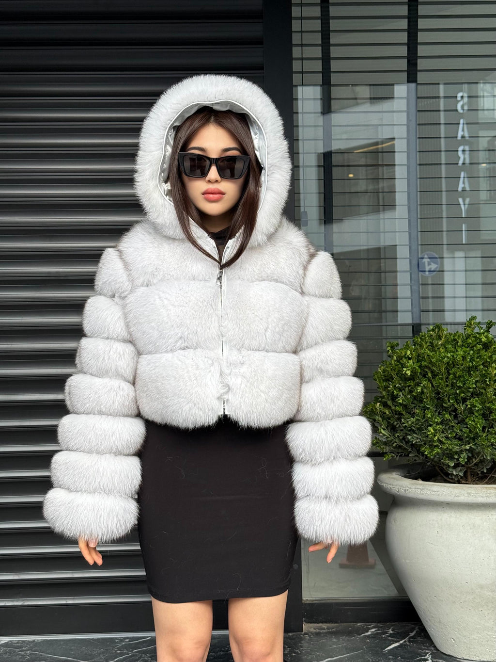 White Fox Fur Jacket, Women’s Cropped Fur Coat With Detachable Hood & Sleeves