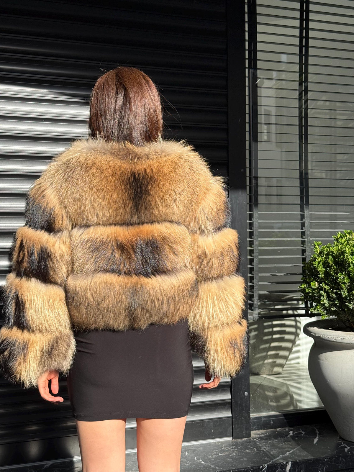 Gold Brown Raccoon Fur Jacket, Hanmade Short Cropped Women Fox Fur Coat