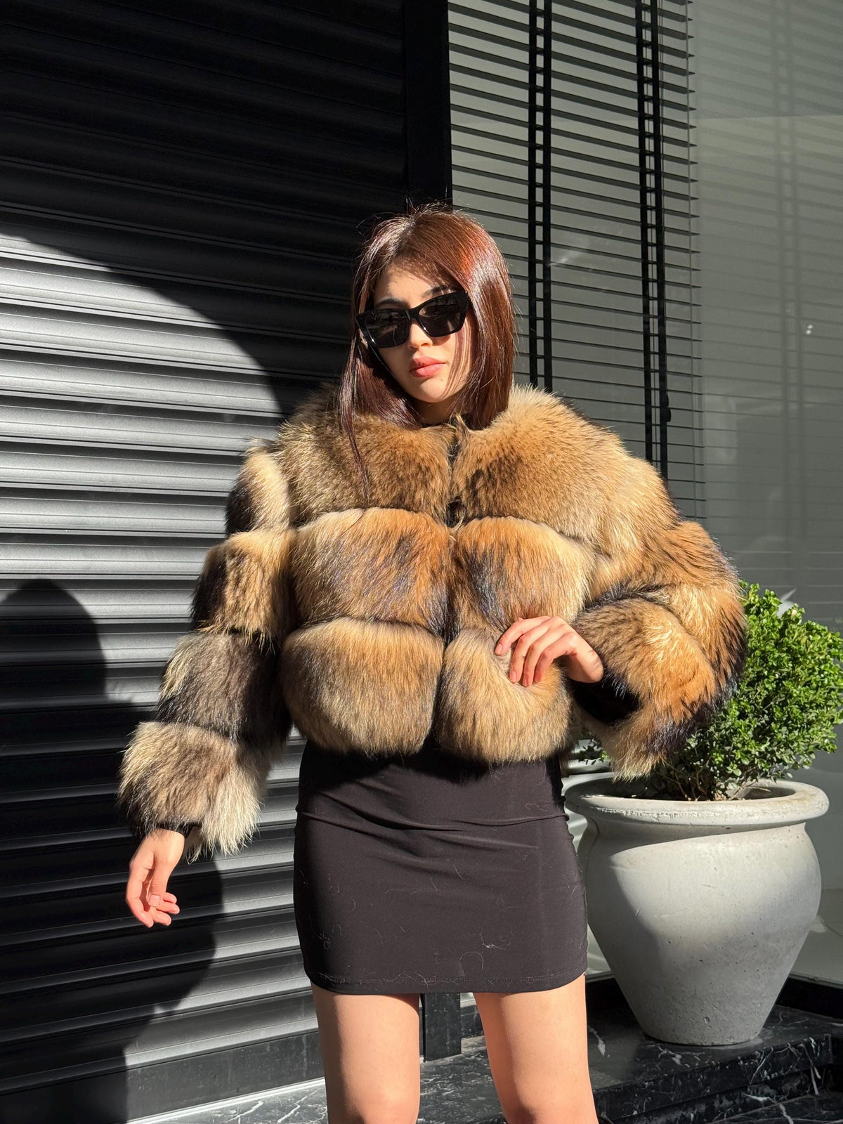 Gold Brown Raccoon Fur Jacket, Hanmade Short Cropped Women Fox Fur Coat