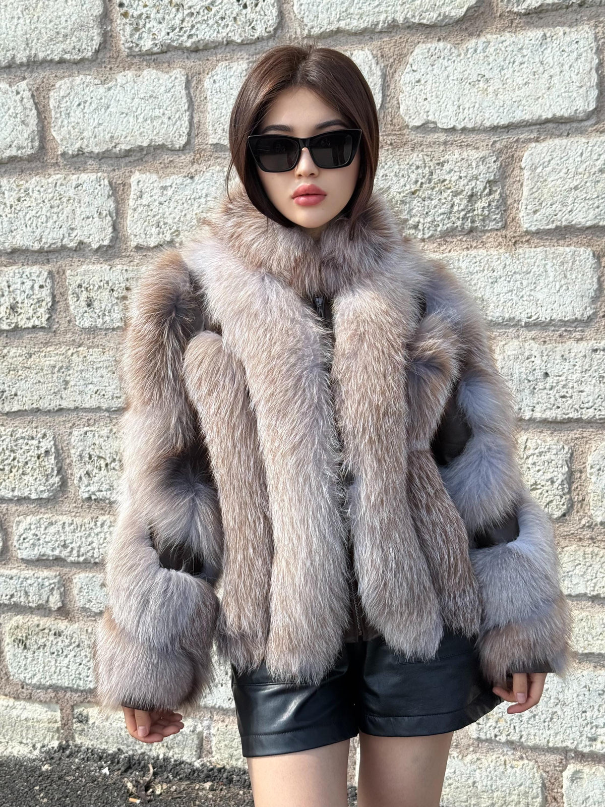 Women’s Beige Fox Fur Jacket. Short Slim-Fit Fox Fur Coat