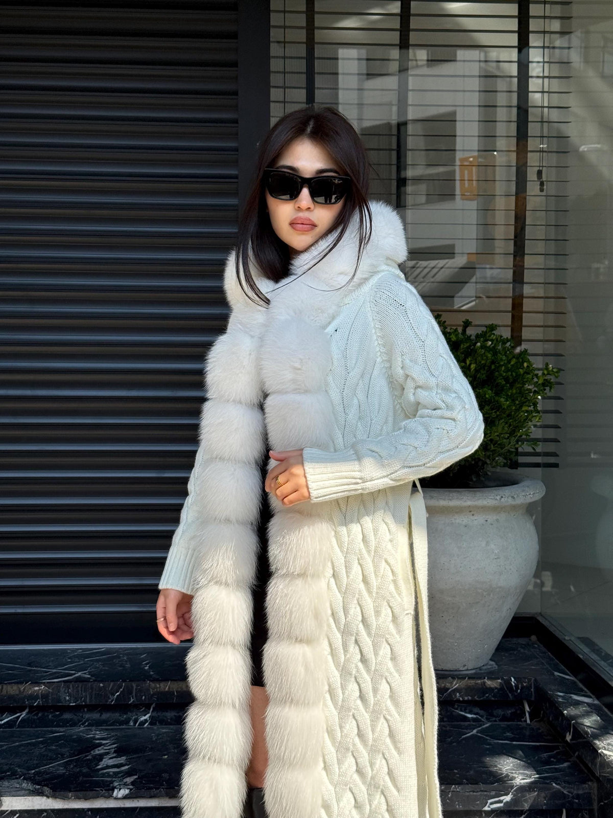 White Handmade Women Luxury Knit Cardigan with Real Fox Fur Trim Coat –Handcrafted Long Knitwear Coat – Elegant Cable Outerwear for Women