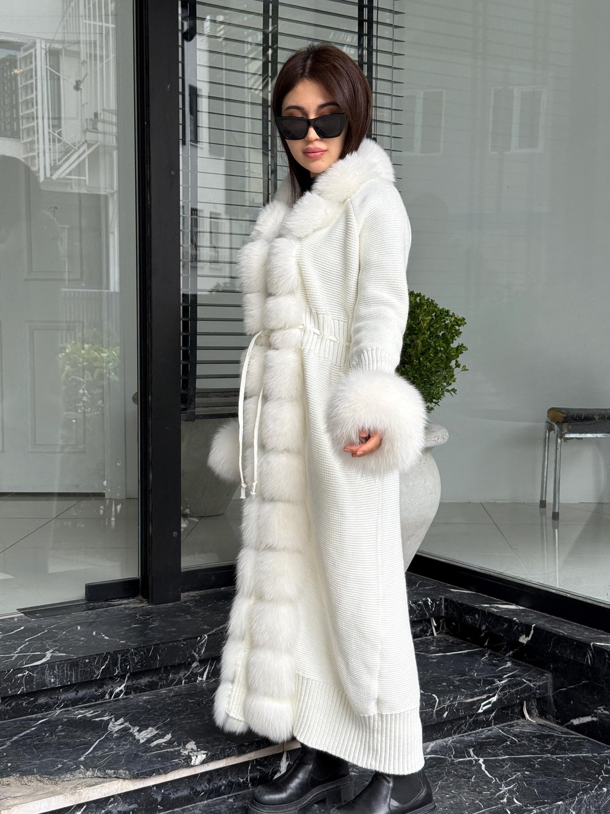 White Handmade Women Luxury Knit Cardigan with Real Fox Fur Trim Coat –Handcrafted Long Knitwear Coat – Elegant Cable Outerwear for Women