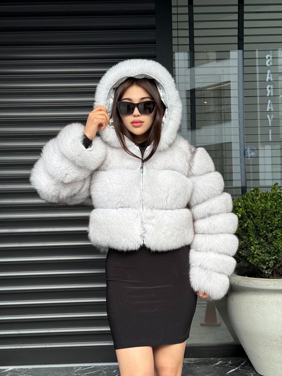 White Fox Fur Jacket, Women’s Cropped Fur Coat With Detachable Hood & Sleeves