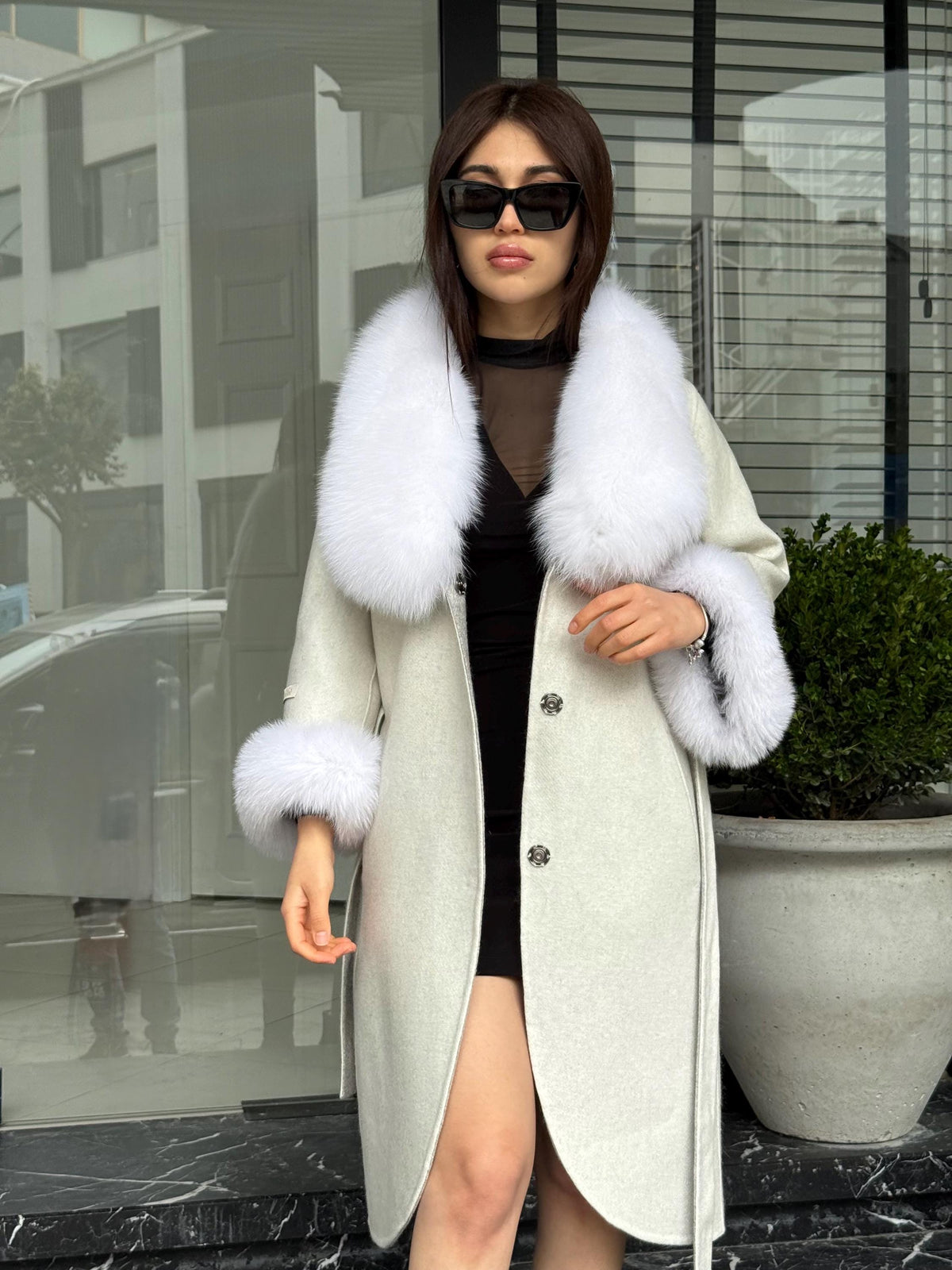 White Handmade Women Alpaca Coat With Fox Fur , Luxury Outwear | Natural Alpaca Wool Coat | Soft & Warm – Handmade Women’s Outerwear