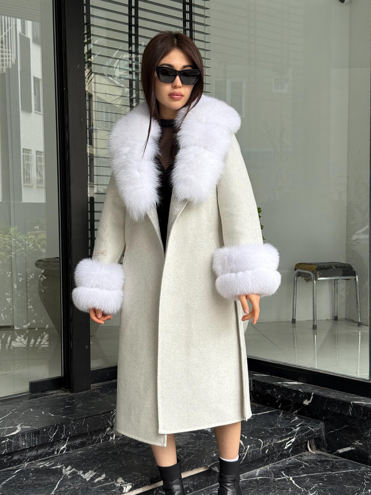 White Handmade Women Alpaca Coat With Fox Fur , Luxury Outwear | Natural Alpaca Wool Coat | Soft & Warm – Handmade Women’s Outerwear