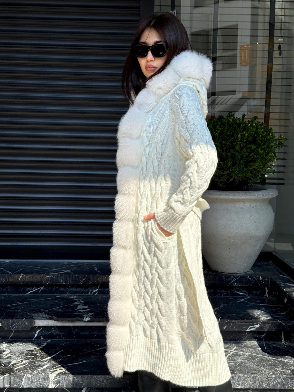 White Handmade Women Luxury Knit Cardigan with Real Fox Fur Trim Coat –Handcrafted Long Knitwear Coat – Elegant Cable Outerwear for Women