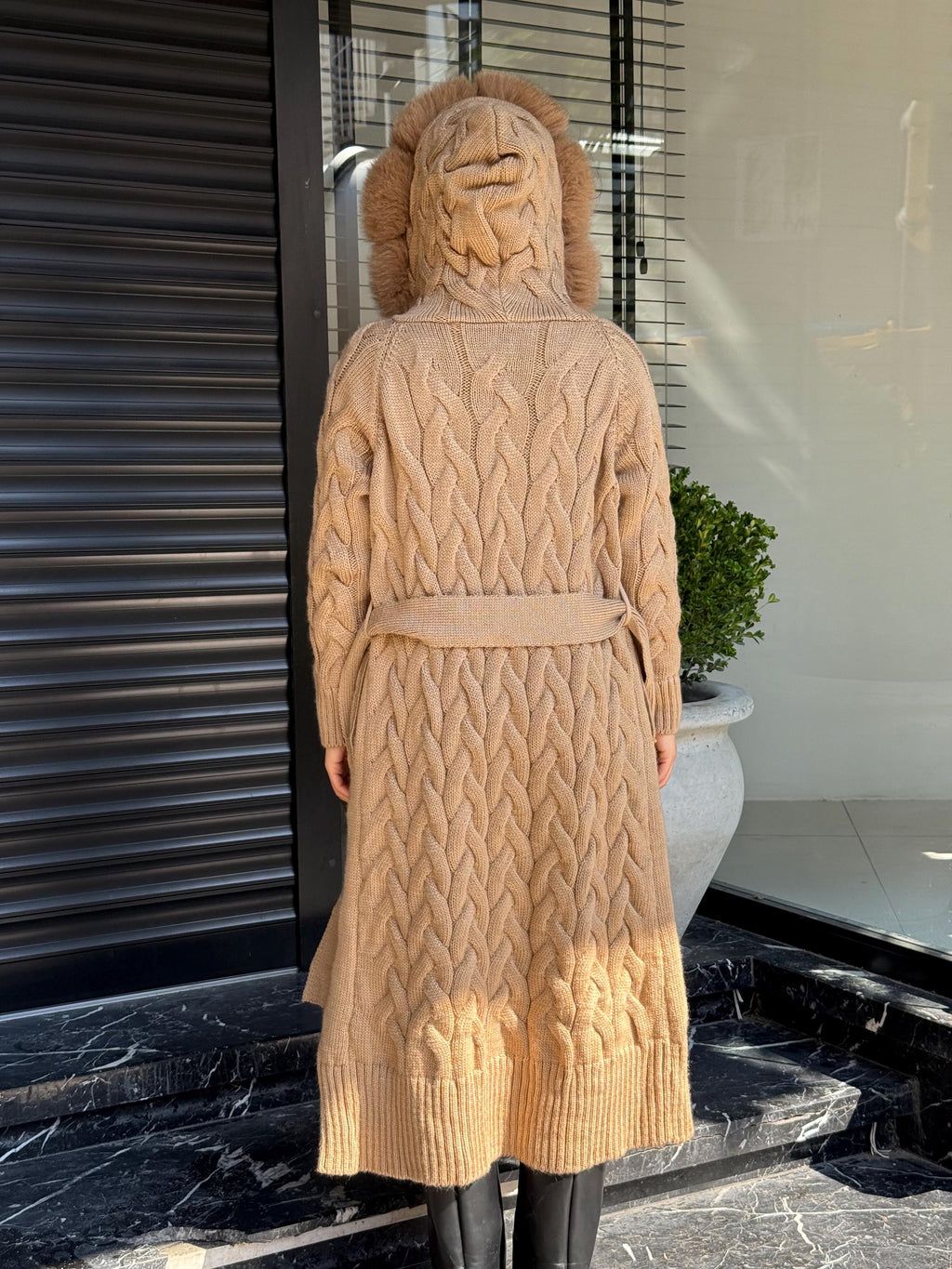 Camel Handmade Women Luxury Knit Cardigan with Fox Fur Coat –Handcrafted Long Knitwear Coat – Elegant Cable Knit Outerwear for Women