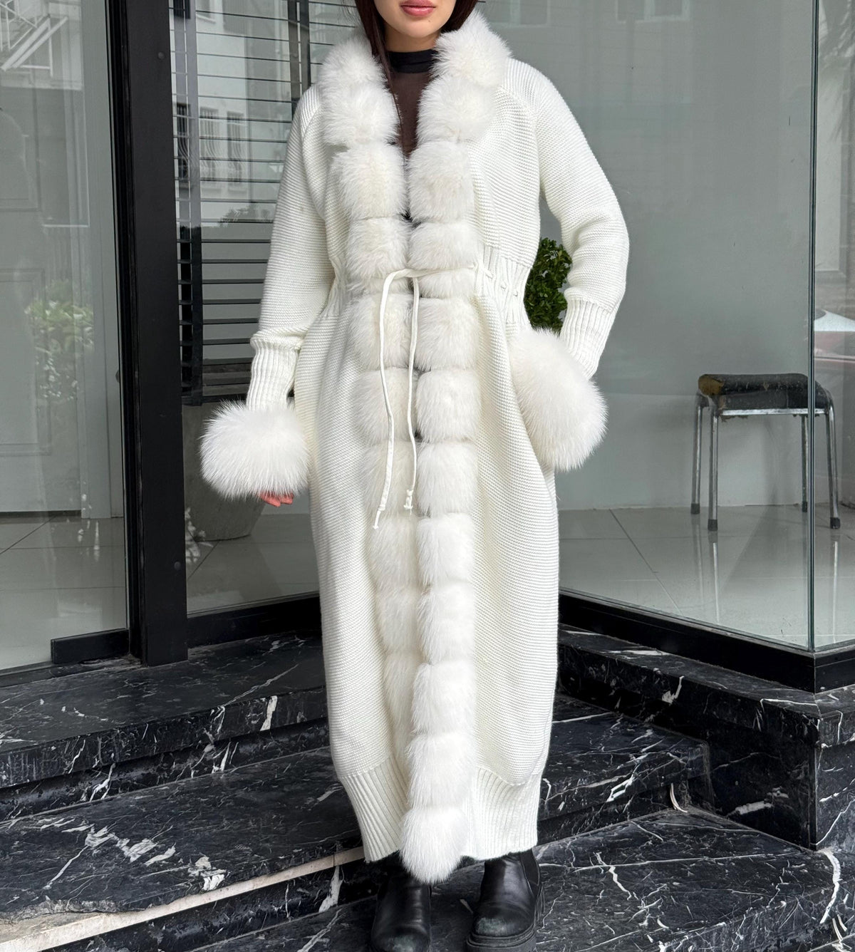 White Handmade Women Luxury Knit Cardigan with Real Fox Fur Trim Coat –Handcrafted Long Knitwear Coat – Elegant Cable Outerwear for Women