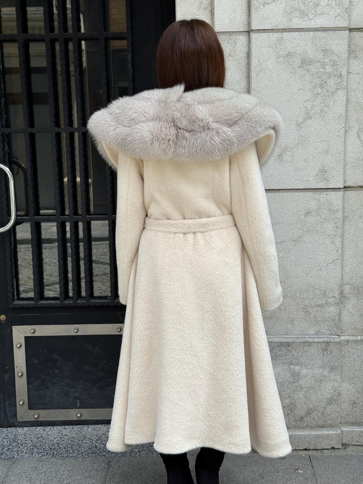 Beige Alcantara Coat, Collar Fox Fur Jacket, Flared Coat.— Beige Fox Fur.. Fox Fur