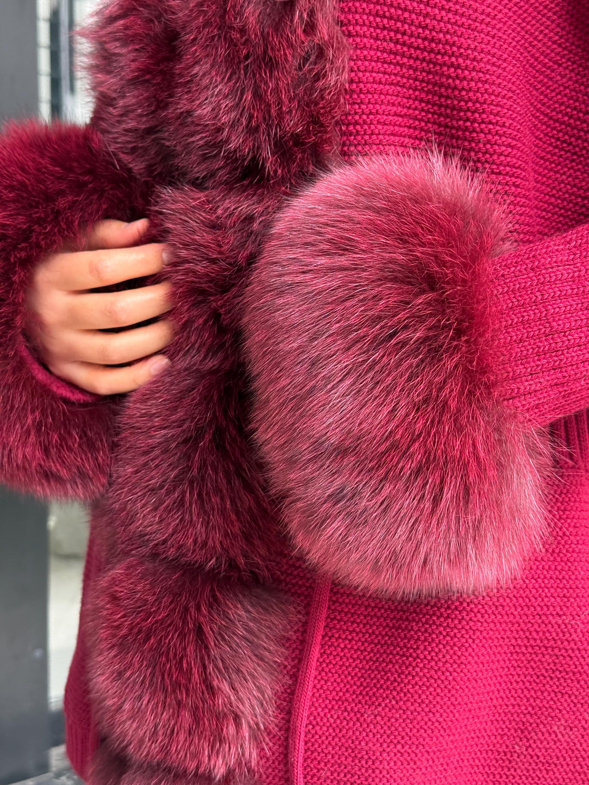 Burgundy Handmade Women Luxury Knit Cardigan with Fox Fur Jacket –Handcrafted Short Knitwear jacket – Elegant Cable Knit Outerwear for Women