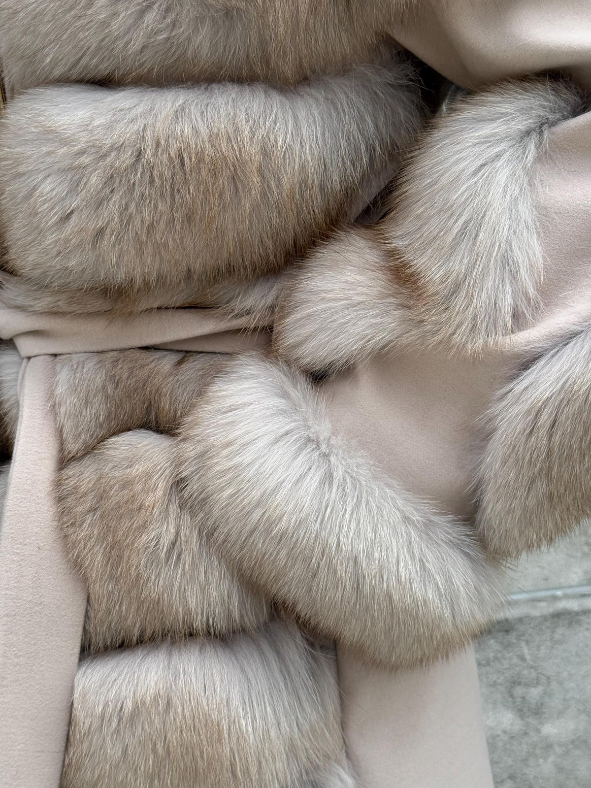 Beige Long Fox Fur Coat, Luxury Women’s Fur Cashmere Trim Jacket