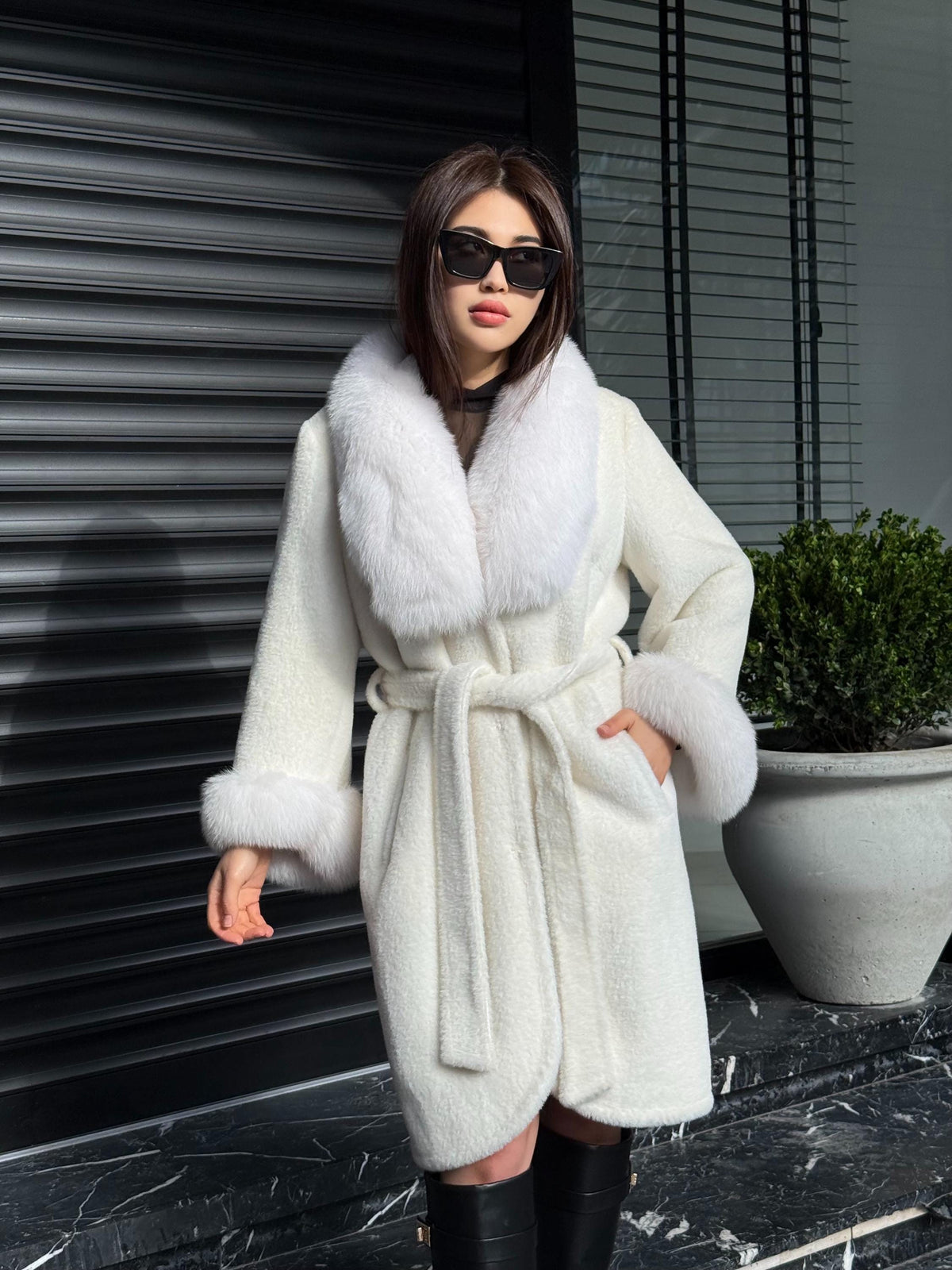 White Long Alcantara Coat, Collar Fox Fur Jacket… Shadow White Fox Fur Jacket, Women Fox Fur Coat