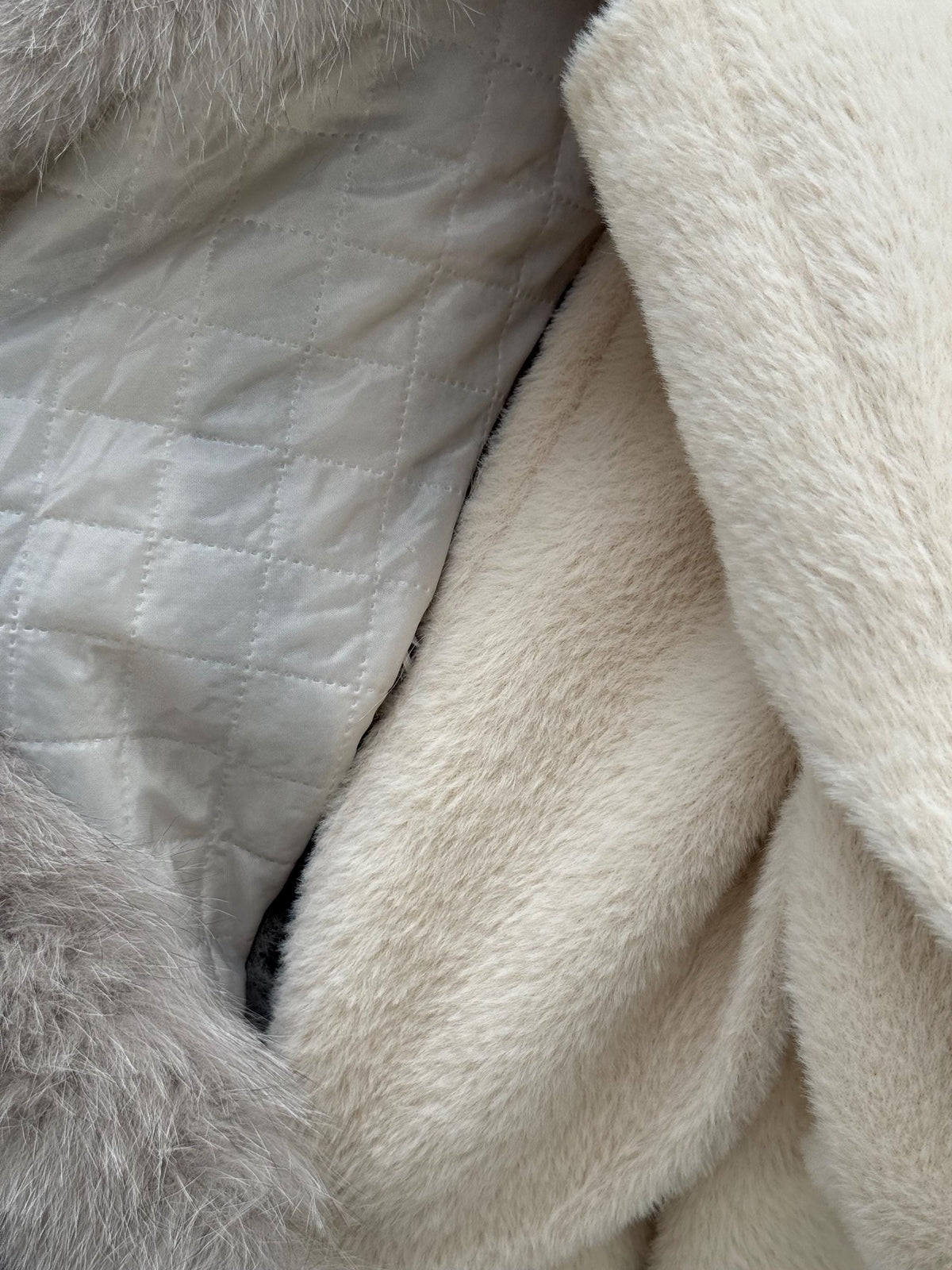 Beige Alcantara Coat, Collar Fox Fur Jacket, Flared Coat.— Beige Fox Fur.. Fox Fur