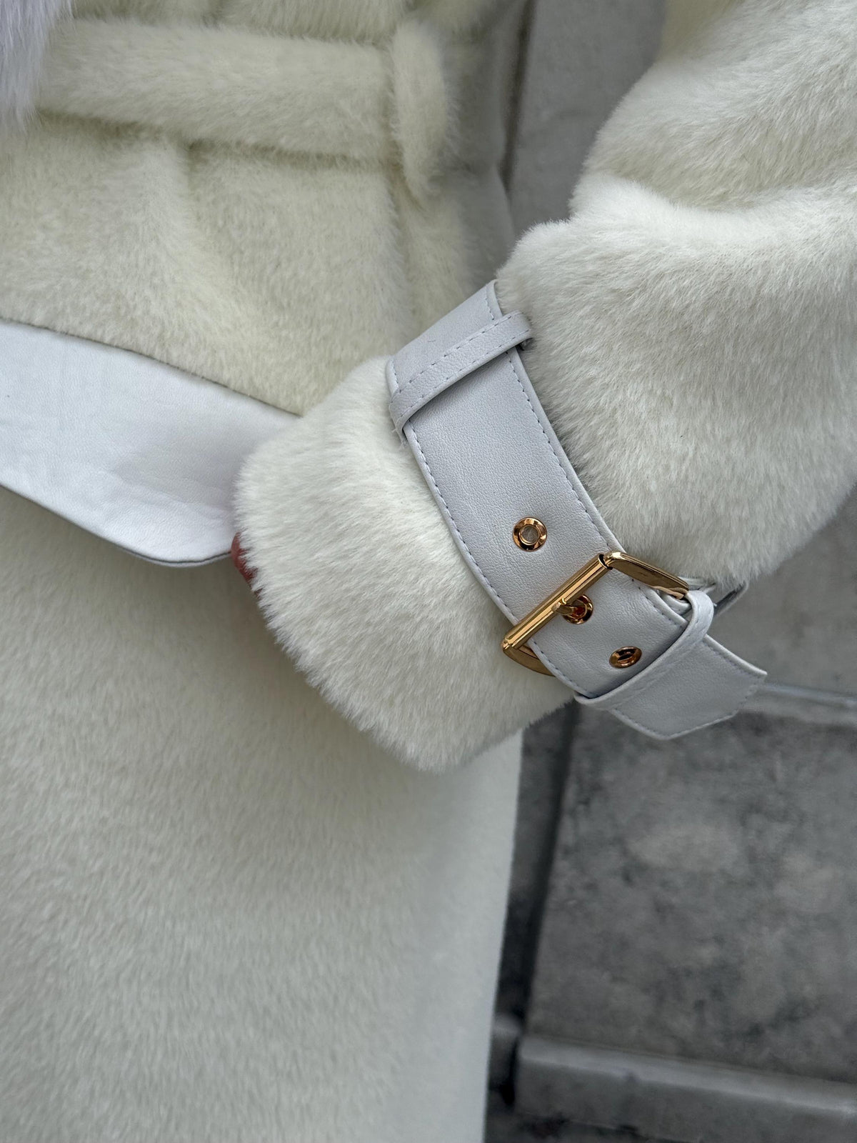 White Long Alcantara Coat, Collar - White Shadow Fox Fur Jacket, - Women Fox Fur Jacket… Fox Fur Jacket