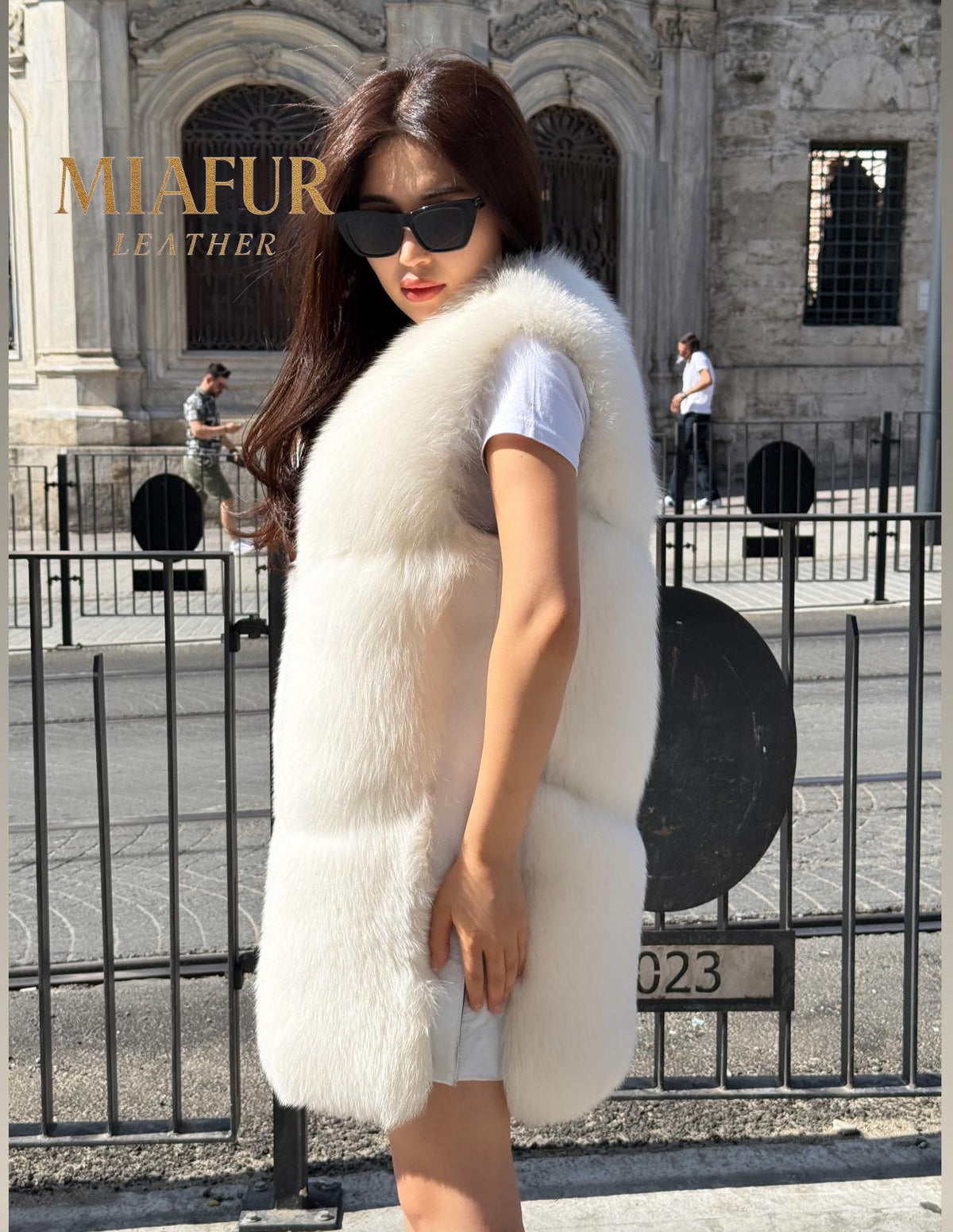 Luxury White Fox Fur Vest with Leather Side Panels | Handmade Genuine Fur Gilet | Elegant Winter Outerwear for Women - Gift For Her