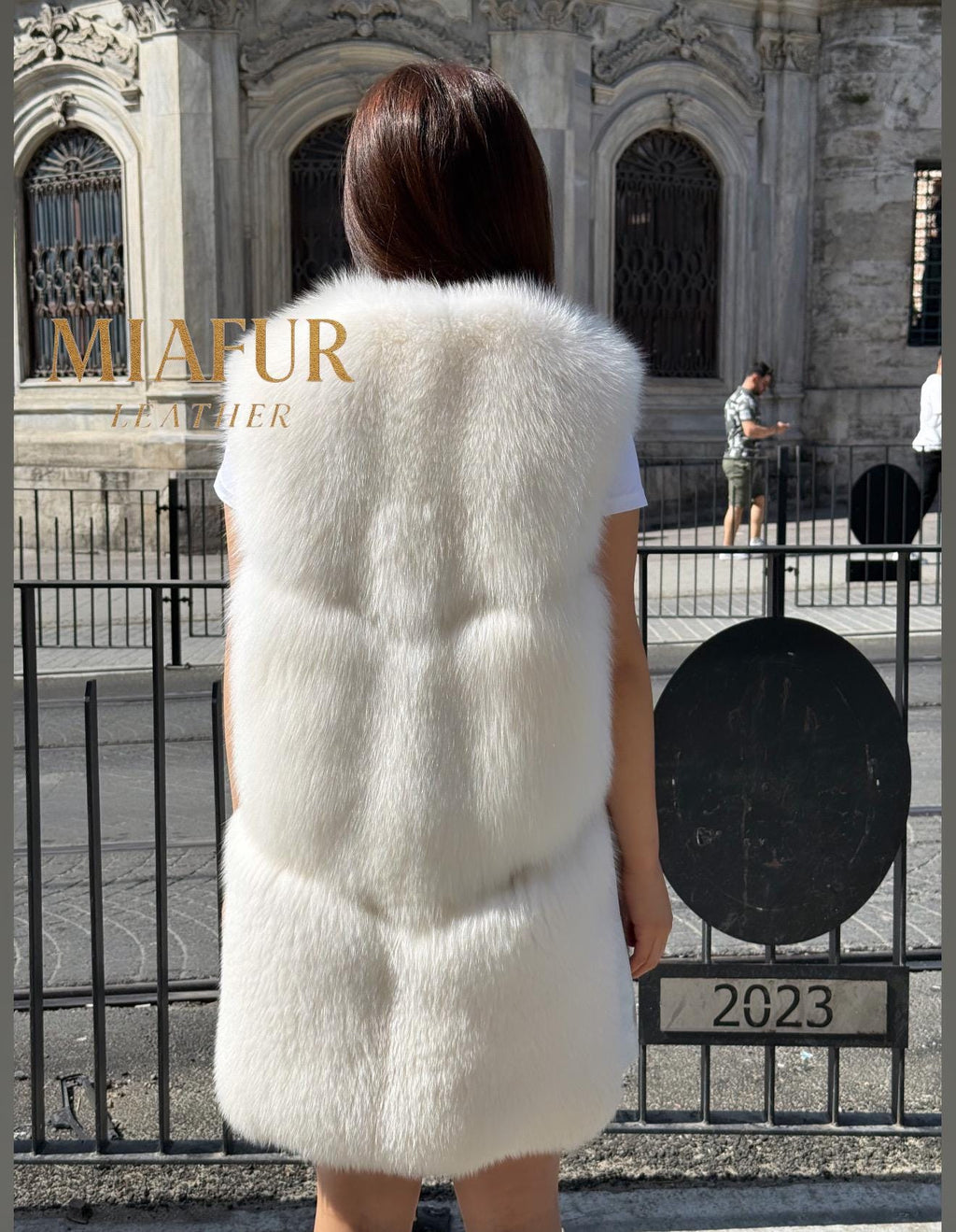 Luxury White Fox Fur Vest with Leather Side Panels | Handmade Genuine Fur Gilet | Elegant Winter Outerwear for Women - Gift For Her