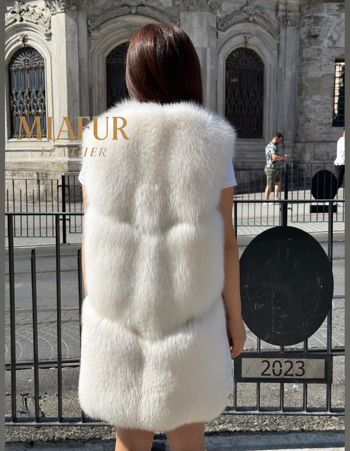 Luxury White Fox Fur Vest with Leather Side Panels | Handmade Genuine Fur Gilet | Elegant Winter Outerwear for Women - Gift For Her