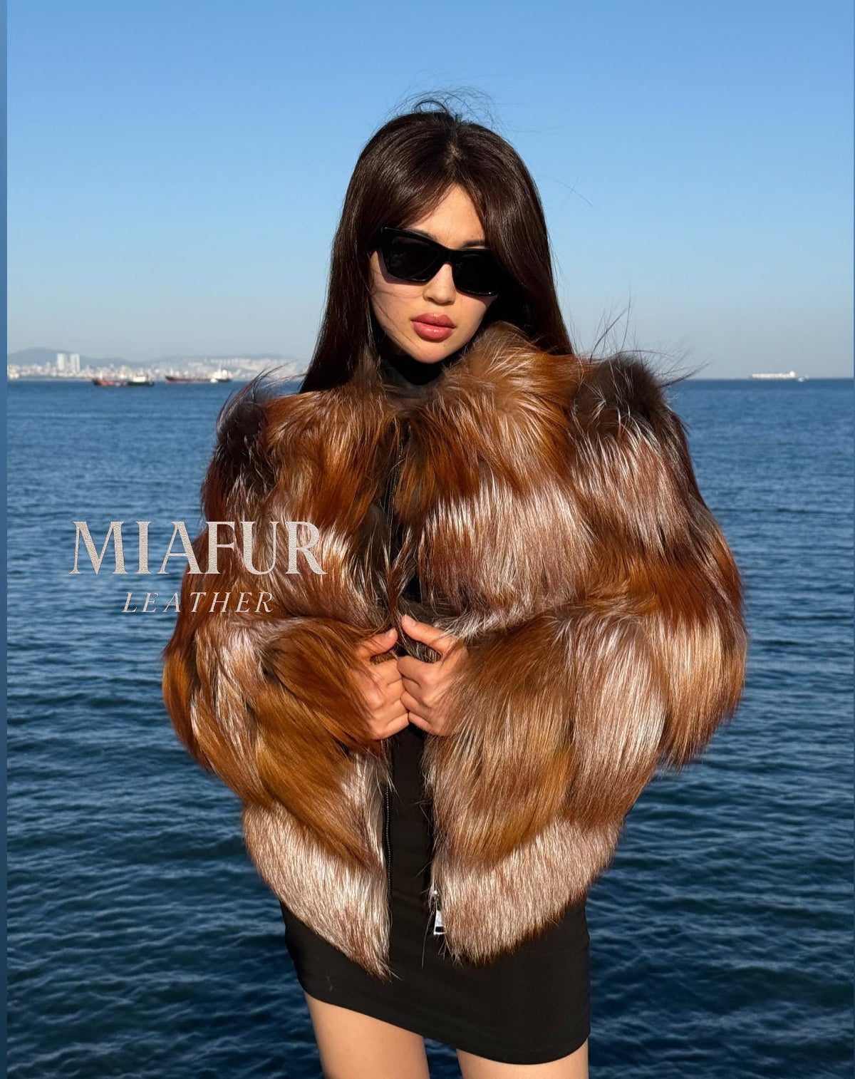 Women’s Red Frost Fox Fur Jacket: Handmade 2-in-1 Coat Vest with Detachable Sleeves