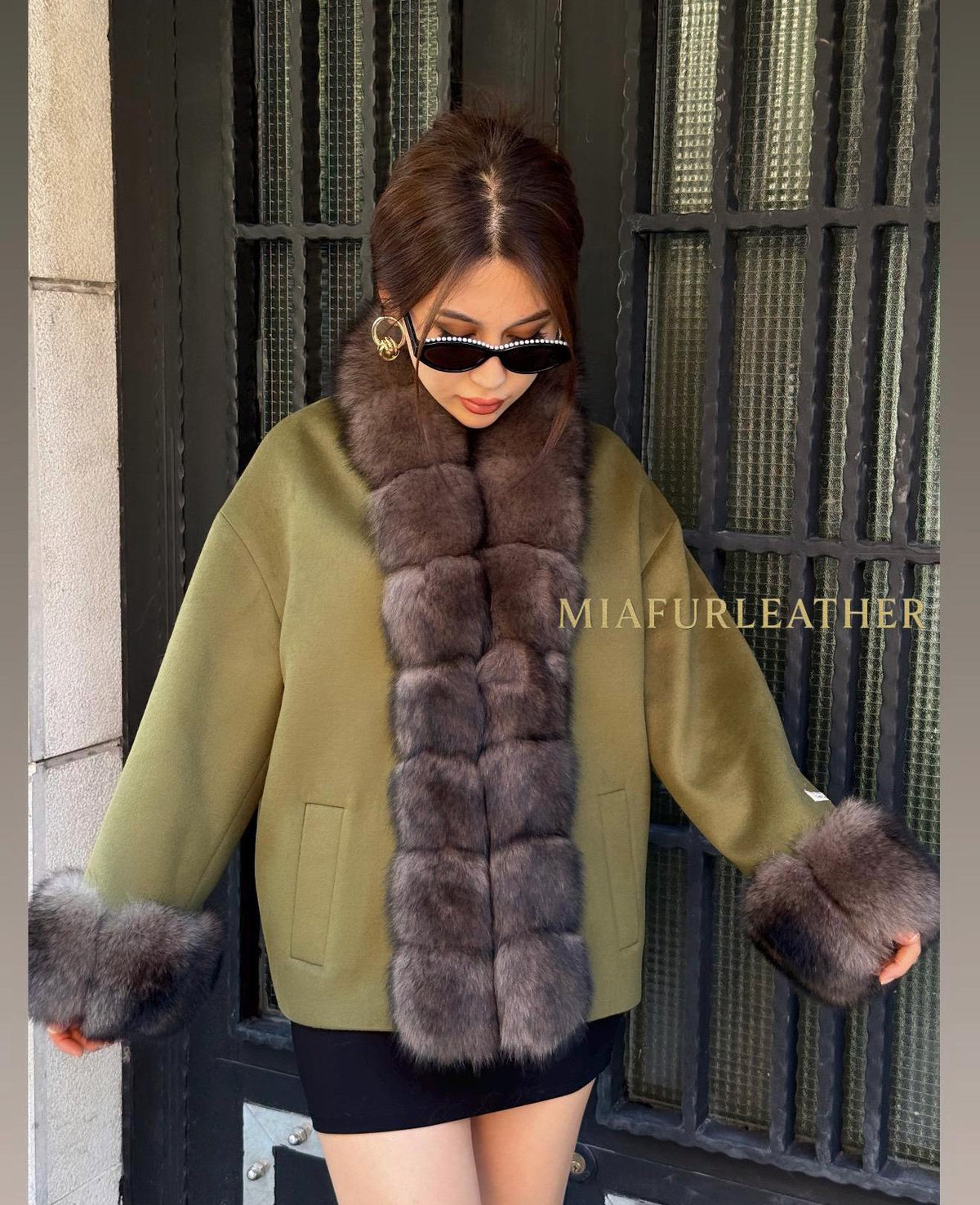 Khaki Cashmere Short Front Fox Fur Jacket, Plus Size Women Fox Fur Coat