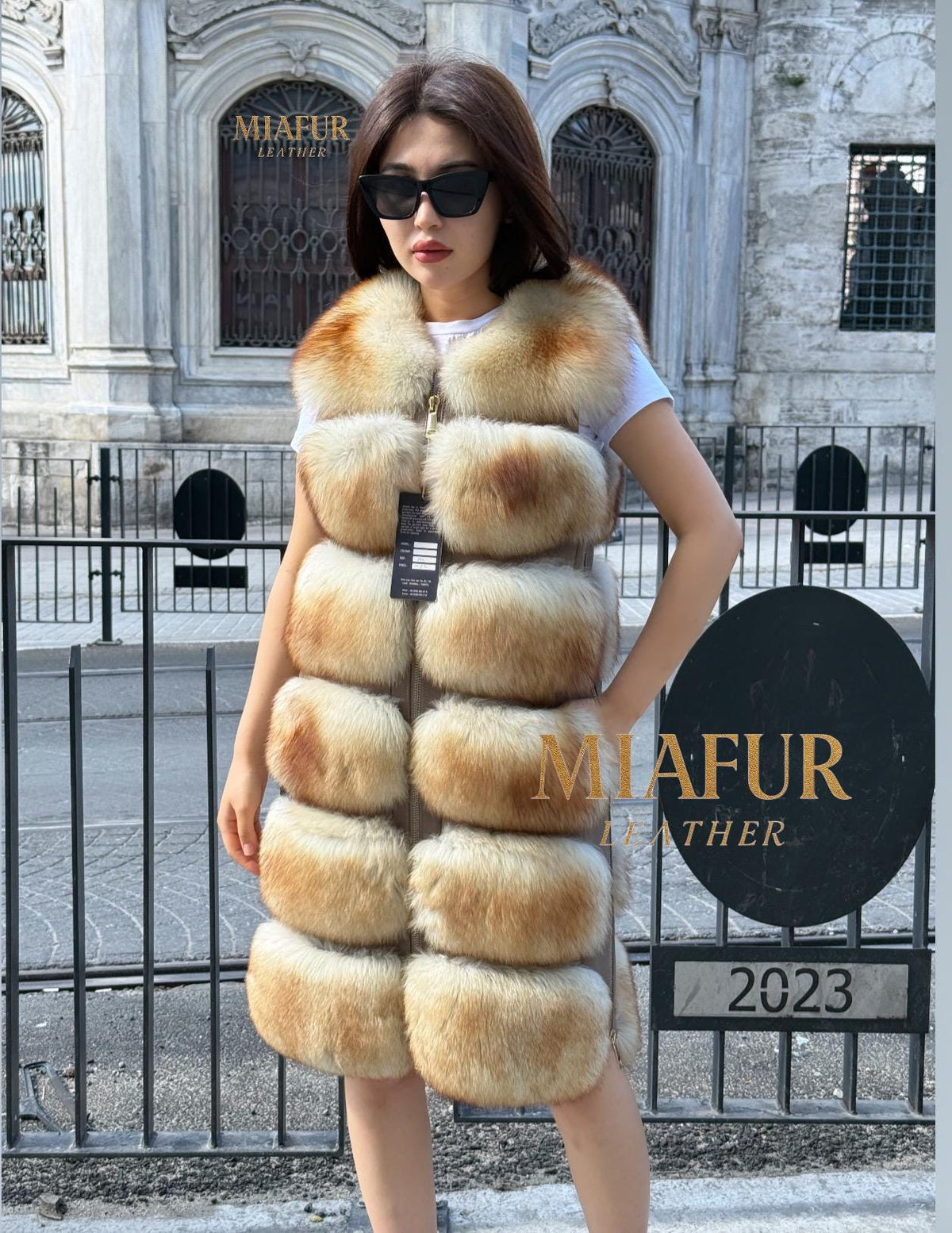 Luxury Red Fox Fur Vest with Leather Side Panels | Handmade Genuine Fur Gilet | Women’s Elegant Winter Outerwear - Gift For Her