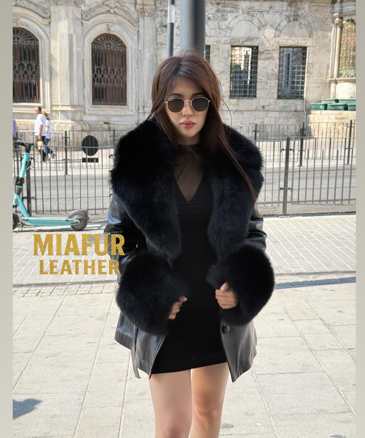 Luxury Black Leather Jacket , Detachable Collar & Cuffs Fox Fur Coat For Women
