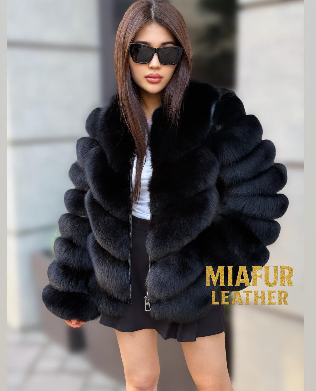 Women’s Black Fox Fur Coat: Handmade Convertible Vest with Detachable Sleeves