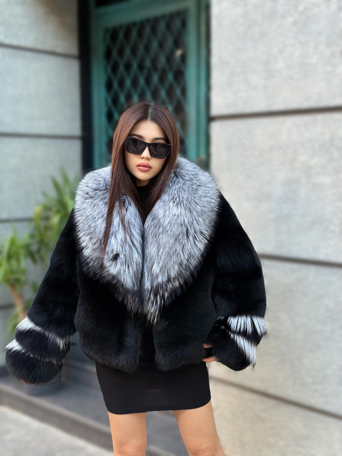 Black Fox Fur Jacket, Full Skin Fox Fur Coat, Premium Saga Fox Fur Jacket, Collar Silver Frost Fox Fur__ Short Fox Fur Jacket