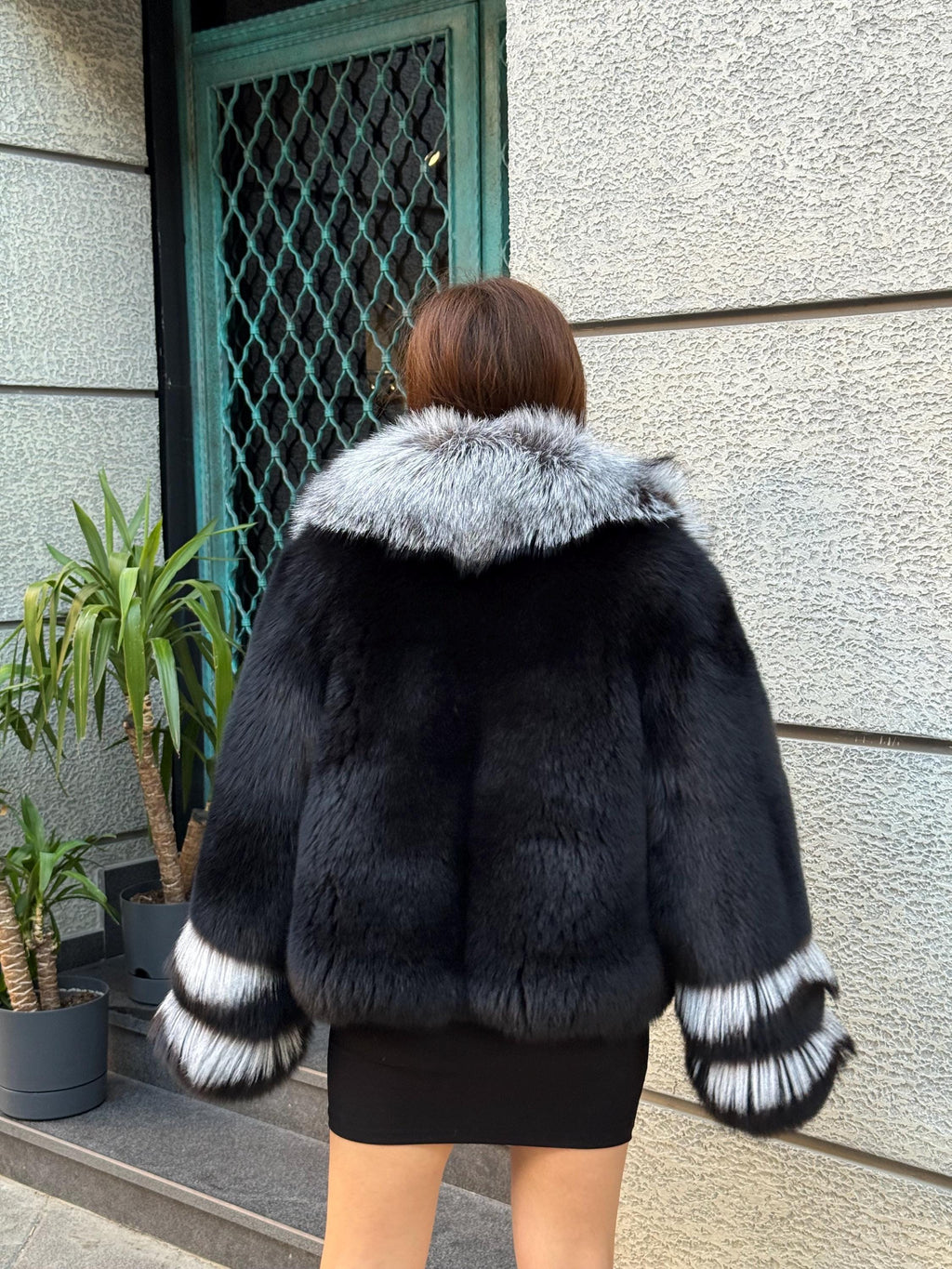 Black Fox Fur Jacket, Full Skin Fox Fur Coat, Premium Saga Fox Fur Jacket, Collar Silver Frost Fox Fur__ Short Fox Fur Jacket