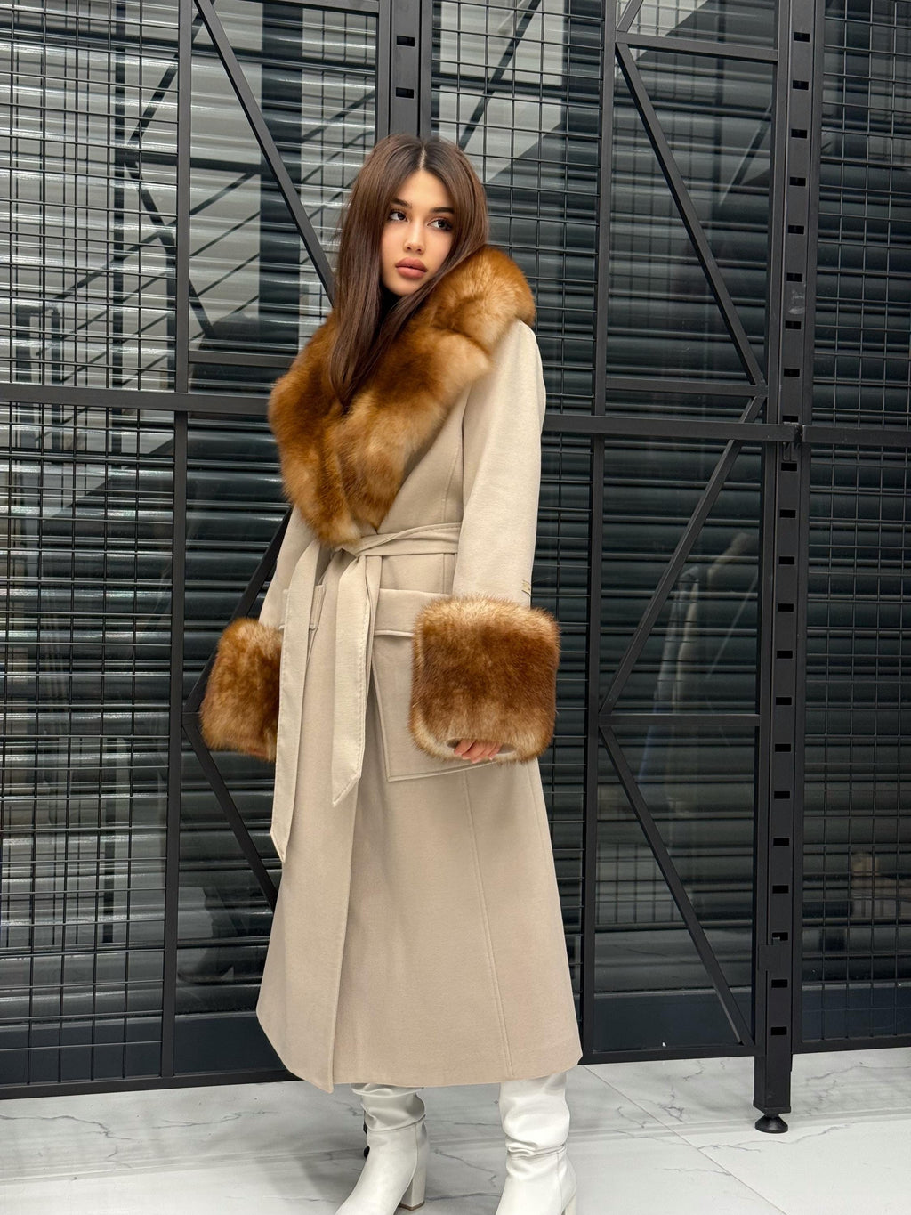 Beige Long Cashmere Blend Fox Fur Coat. Women’s Collar & Cuffs - Huge Fox Fur Jacket