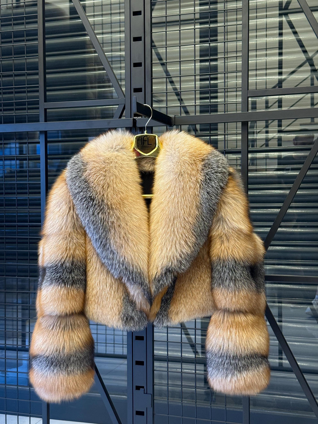 Women’s Golden Fox Fur Jacket: Short Luxury Winter Coat For Women