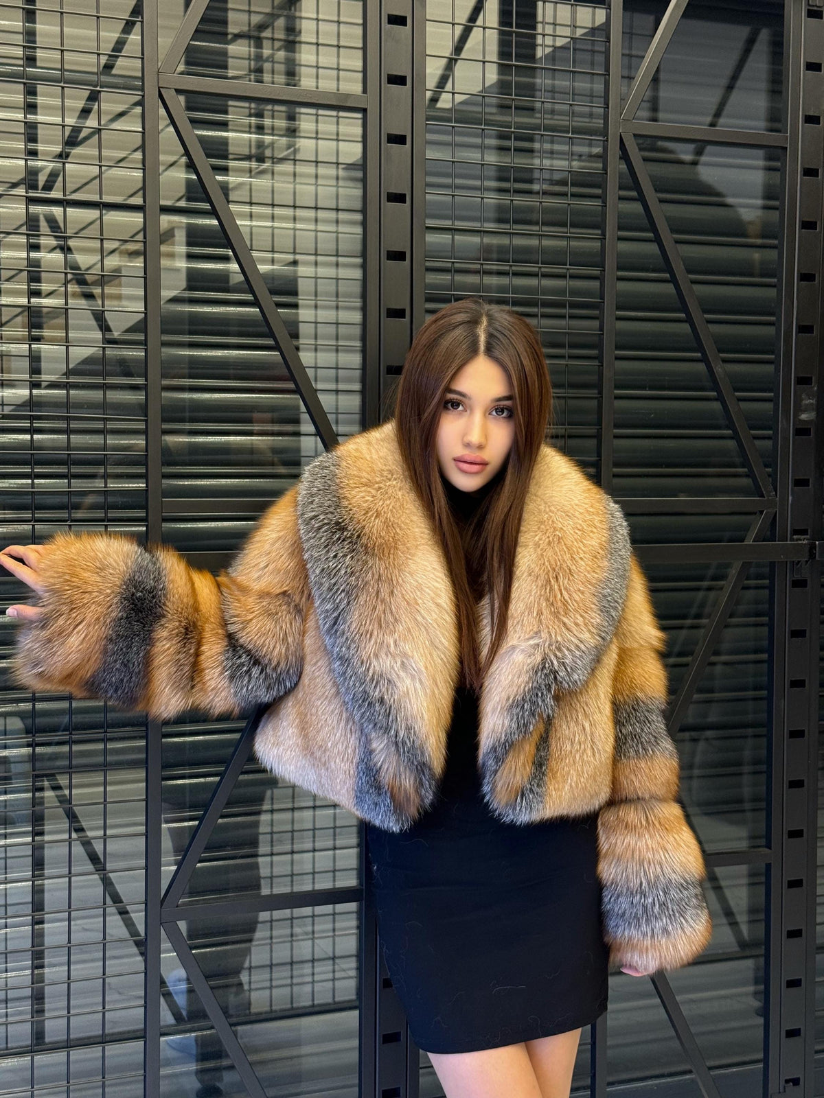 Women’s Golden Fox Fur Jacket: Handmde Luxury Short Winter Fur Coat