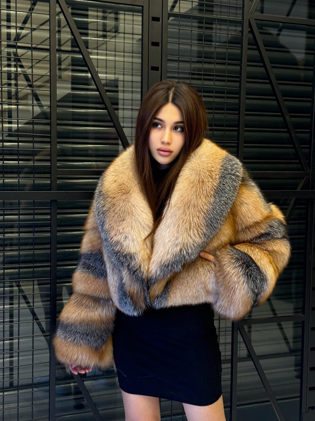 Women’s Golden Fox Fur Jacket: Handmde Luxury Short Winter Fur Coat