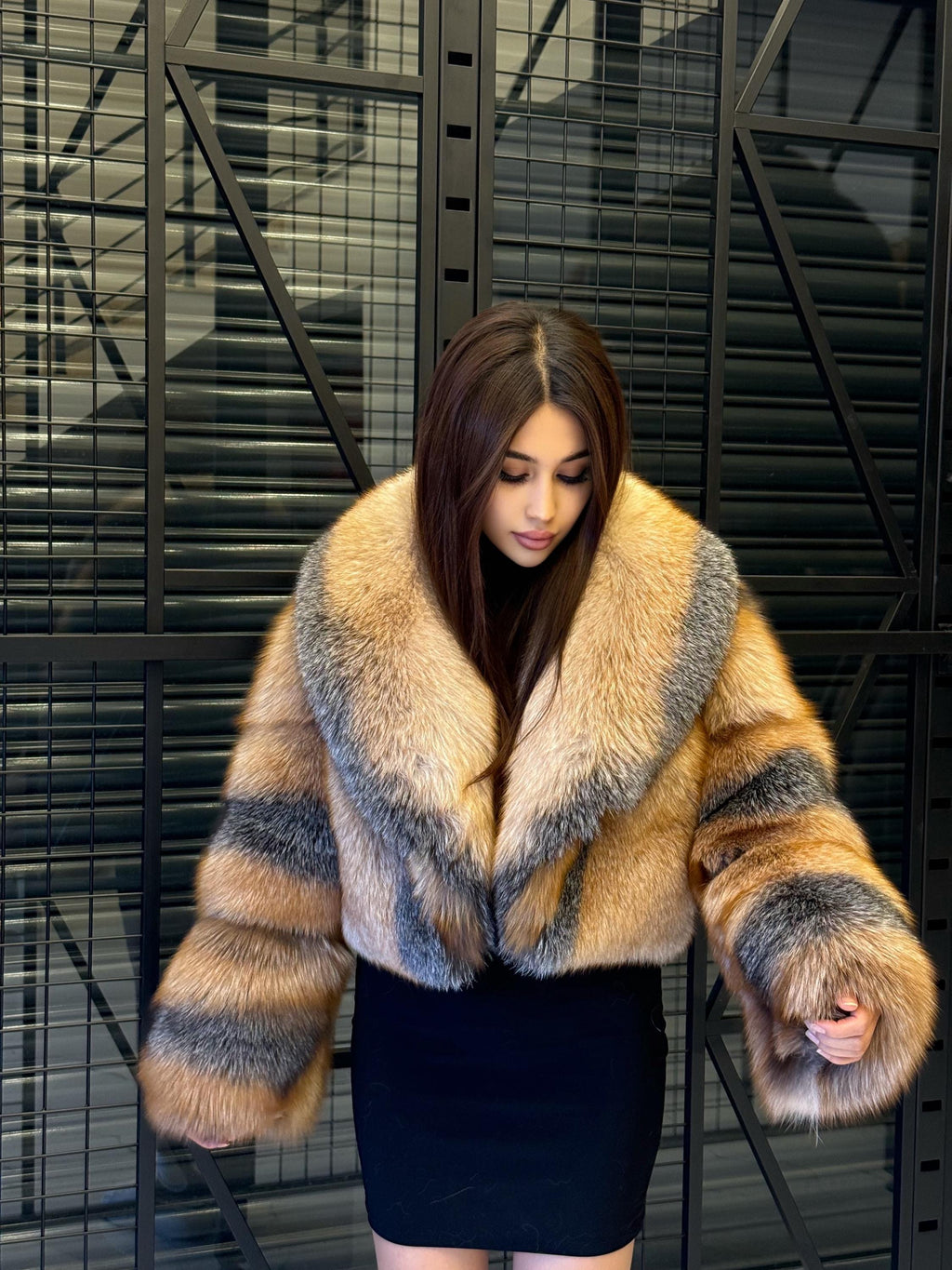 Women’s Golden Fox Fur Jacket: Handmde Luxury Short Winter Fur Coat