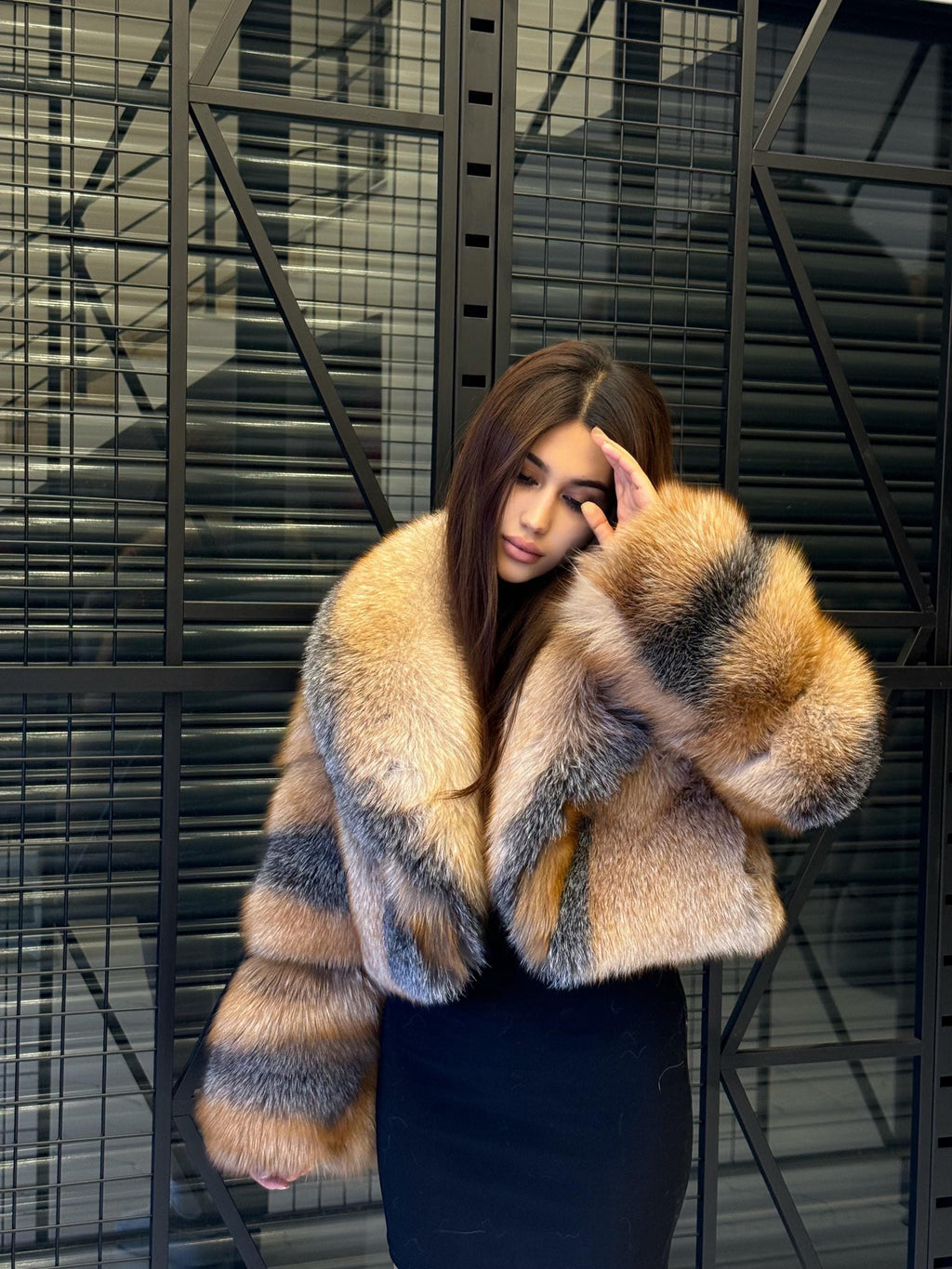 Women’s Golden Fox Fur Jacket: Handmde Luxury Short Winter Fur Coat