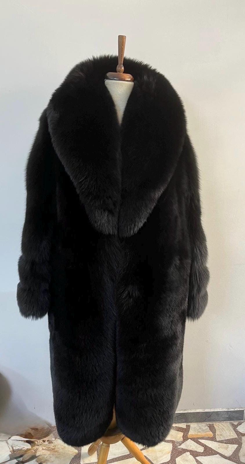 Long White Fox Fur Coat, Unisex Fox Fur Jacket. Women Fox Fur Jacket, Men Fox Fur Coat