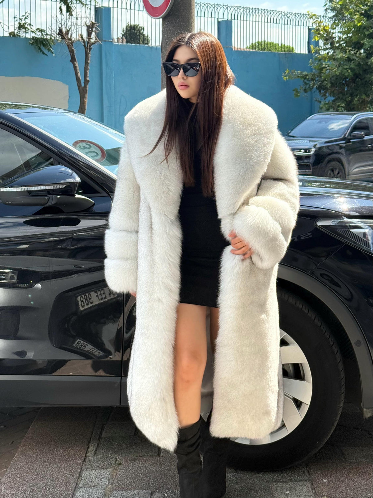 Long White Fox Fur Coat, Unisex Fox Fur Jacket. Women Fox Fur Jacket, Men Fox Fur Coat