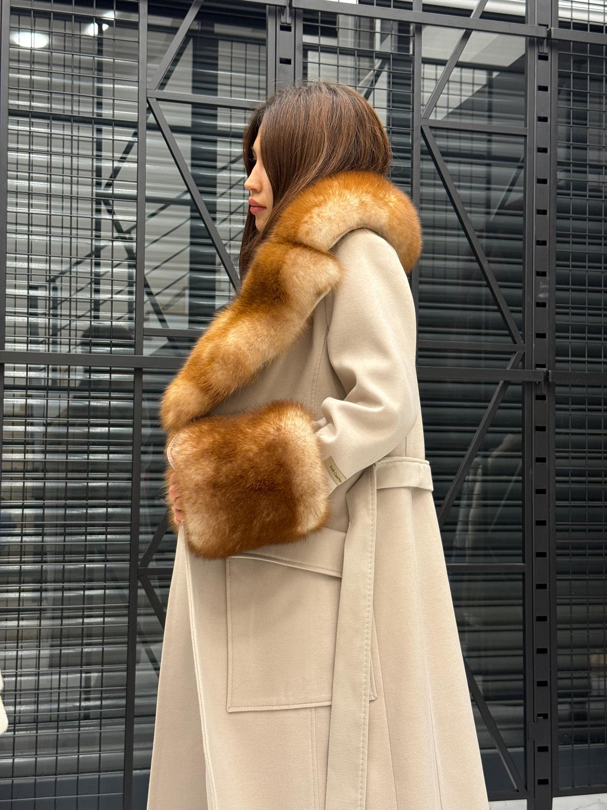 Beige Long Cashmere Blend Fox Fur Coat. Women’s Collar & Cuffs - Huge Fox Fur Jacket