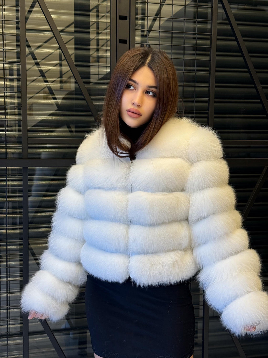 White Fox Fur Jacket: Short Luxury Winter Fur Coat For Women