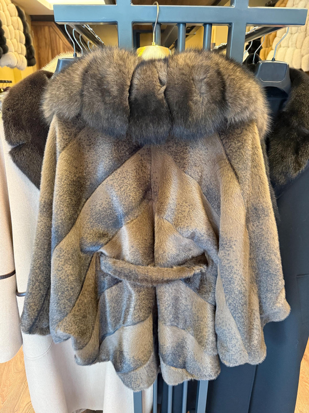 Brown Faux Mink Fur Cape - Collar Fox Fur Jacket. Women Fox Fur Jacket-.. Sable Brown Fox Fur Jacket..- Fox Fur