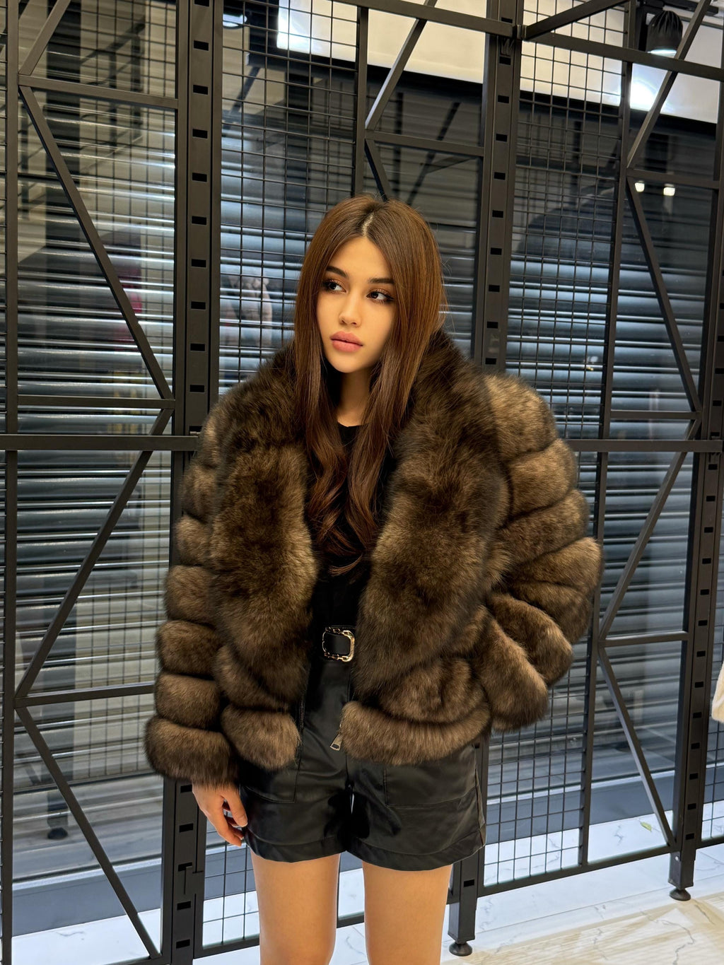 Sable Brown Fox Fur Jacket: Short With Detachable Sleeves Fur Coat For Women
