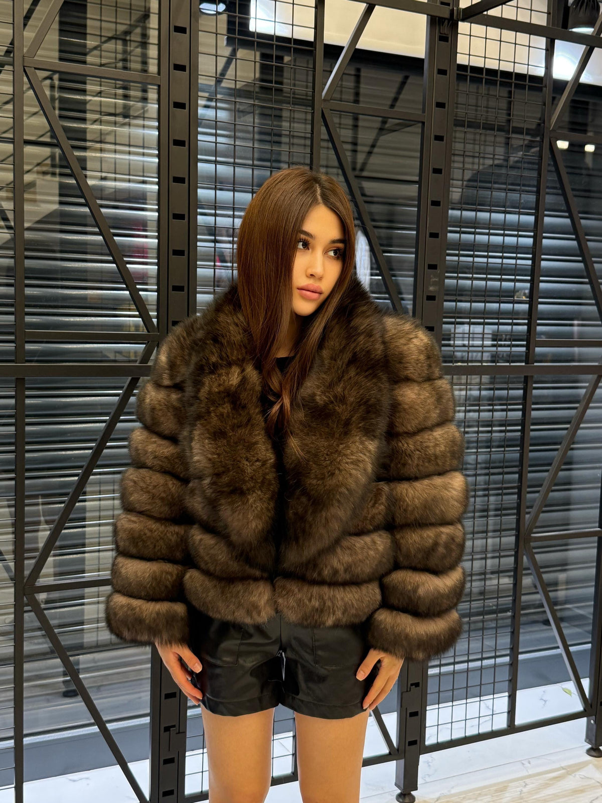Sable Brown Fox Fur Jacket: Short With Detachable Sleeves Fur Coat For Women