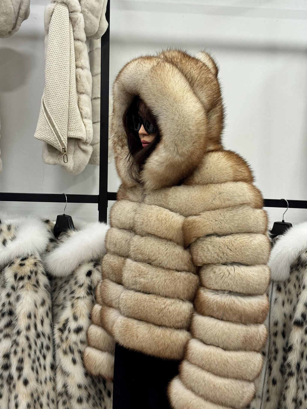 Women’s Beige Fox Fur Jacket, Luxury Hooded Fur Coat With Detachable Sleeves