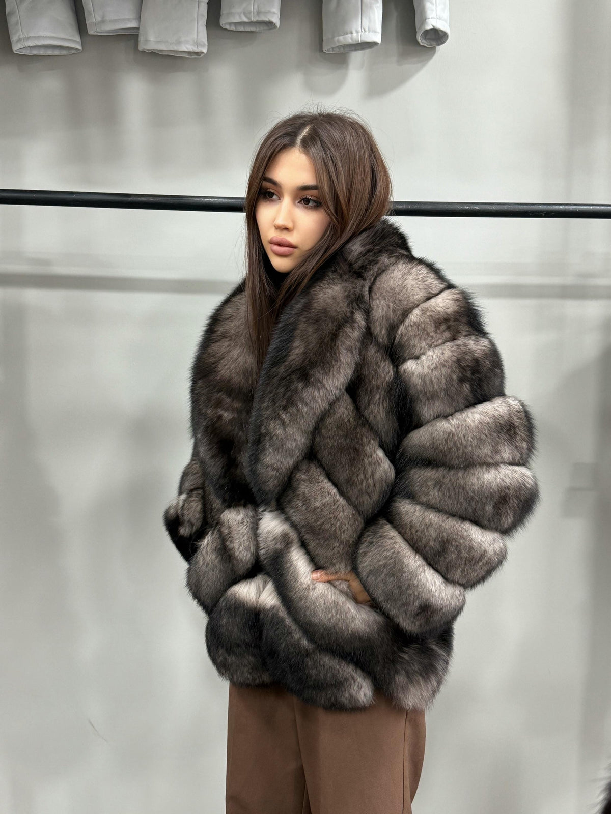 Women’s Fox Fur Jacket, Luxury Short Beige in Gray Fur Coat