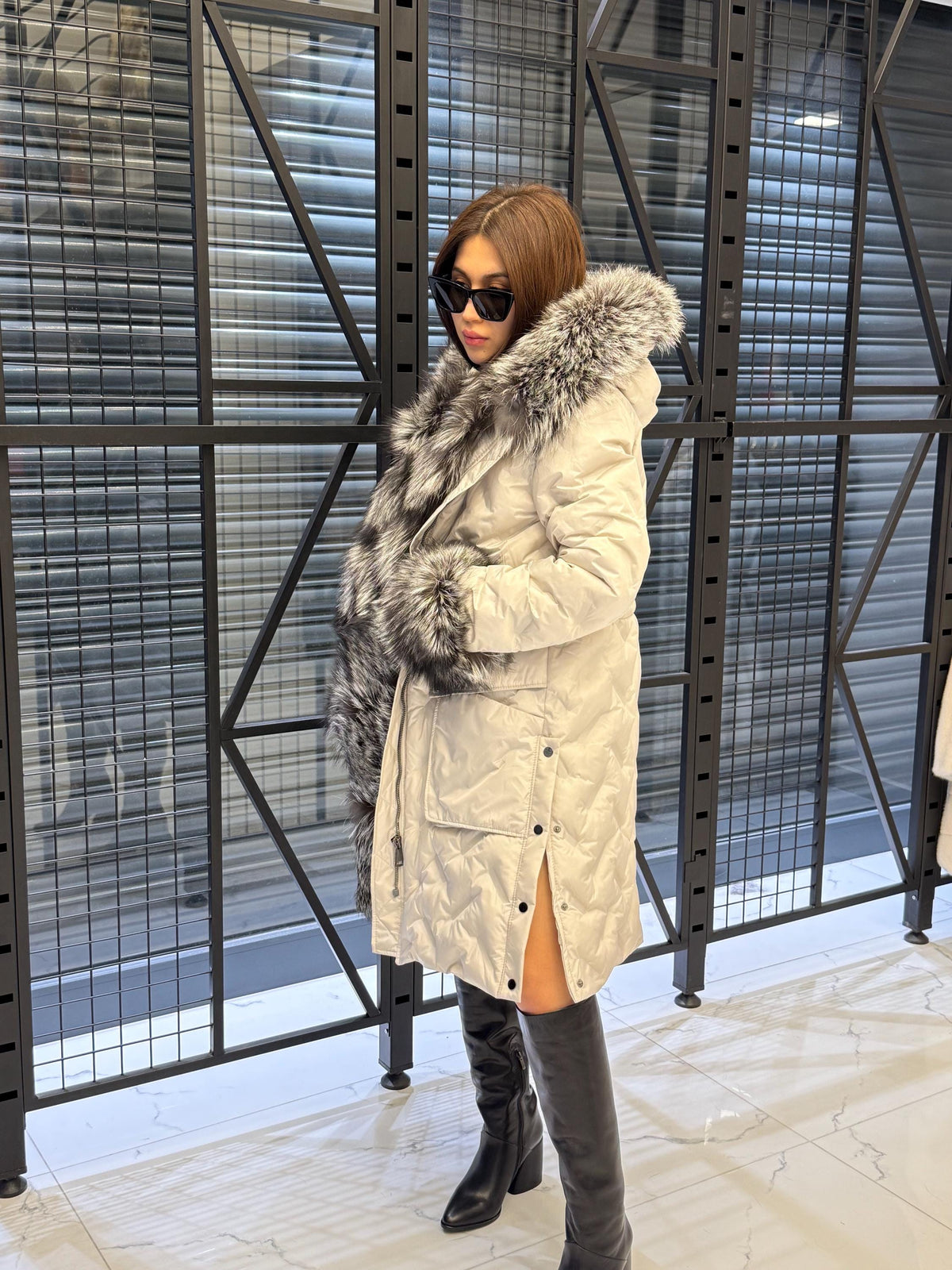 Gray Parka Puffer Coat, Women’s Hooded Front Cuffs Frost Fox Fur Jacket