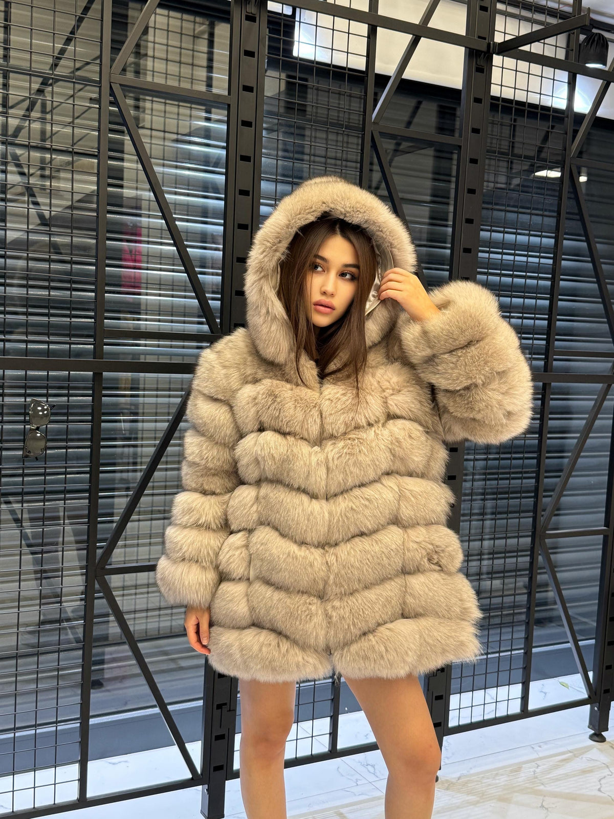 Women’s Beige Fox Fur Jacket, Luxury Hooded Fur Coat With Detachable Sleeves